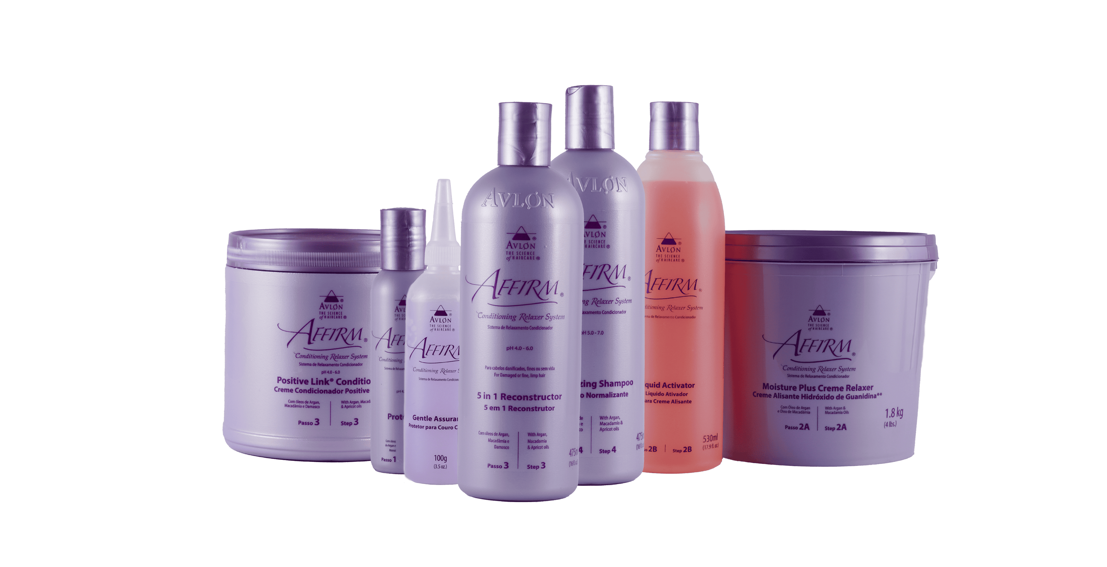 O Melhor Sistema de Relaxamento & Alisamento do Mundo.
Affirm é sinônimo de relaxamento e alisamento perfeito em cabelos do tipo 3 e 4 (cabelos crespos e muito crespos). O único que preserva mais de 81% da elasticidade natural dos fios, ou seja, dano mínimo.
Hidróxido de Guanidina, agora com maior poder de condicionamento, ativos super condicionantes como óleos de Argan e Macadâmia e o know how de quem mais entende de alisamento no mundo.