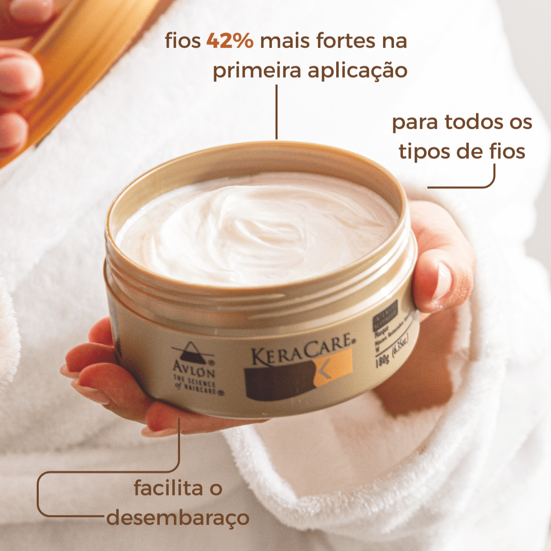 Máscara capilar nutritiva e reconstrutora com extratos de frutas, que fortalecem, restauram a elasticidade e amaciam os fios, deixando os cabelos macios e hidratados. Contém agentes condicionantes que penetram profundamente na fibra capilar para reparar áreas enfraquecidas. Disponível em embalagem de 450g.