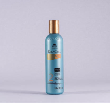 Condicionador anticaspa indicado para tratamento de escamação, oleosidade excessiva, caspa comum, dermatite seborréica, seborréia, psoríase, pitiríase versicolor e outras disfunções do couro cabeludo. Combate o ressecamento e a coceira, proporcionando refrescância. Hidrata, condiciona, facilita o penteado e é suave o suficiente para uso frequente em cabelos quimicamente tratados