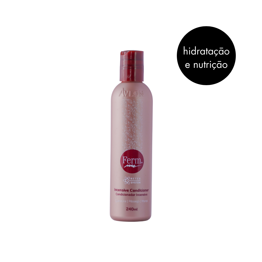 Condicionador Hidratante Pós-Química KeraCare, nutre e retém a umidade, combate o ressecamento, disciplina os fios e proporciona maciez, sedosidade e brilho intenso