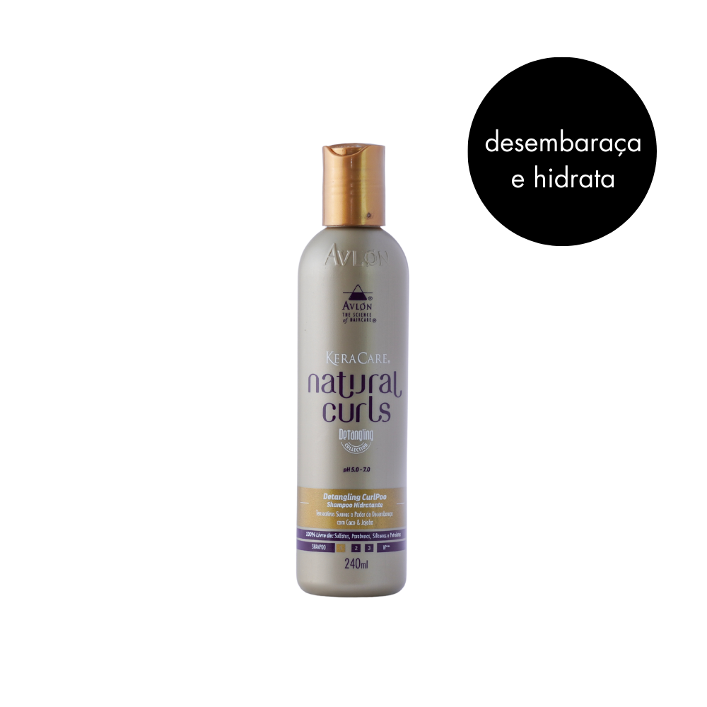 Shampoo Natural Curls CurlPoo para cabelos cacheados e crespos, limpa suavemente, remove resíduos sem agredir os fios, reduz porosidade, facilita o desembaraço e proporciona maciez e brilho.