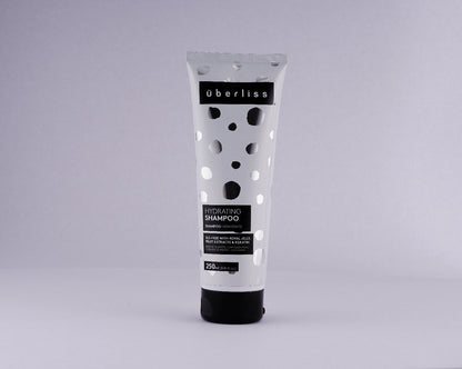 Shampoo nutritivo altamente hidratante, livre de sulfatos, que limpa suavemente sem remover os nutrientes e a umidade natural dos fios. Deixa os cabelos hidratados, nutridos, fáceis de pentear, fortalecidos e com brilho. Indicado para todos os tipos de cabelo. Contém Geléia Real, Extrato de Maçã, Extrato de Limão, Extrato de Cana de Açúcar, Queratina e Chá Verde.